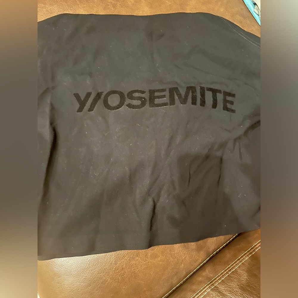 YOSEMITE HOODIE by JAMES PERSE